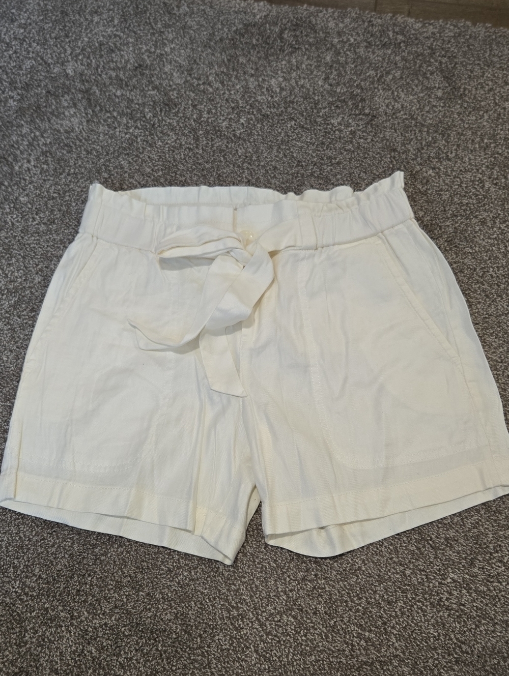 Liverpool | Cream Paper Bag Linen Shorts Size 4/27